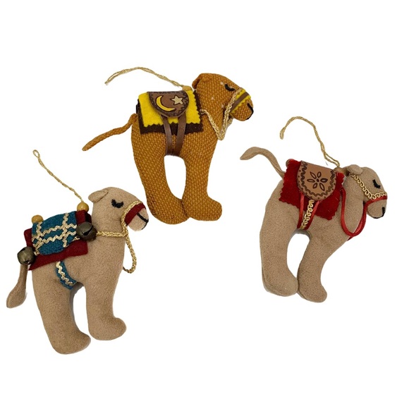 Vintage Plush Camel Christmas Holiday Ornaments Saudi Arabia Bundle of 3 - Picture 3 of 8